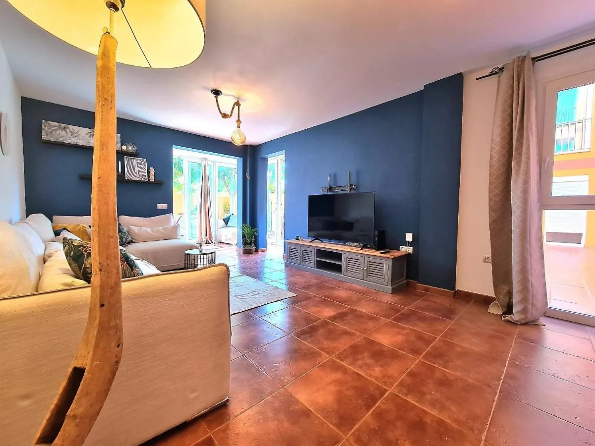 Apartment Casa Zalla 110M2, 200M2 Garden, Pool, 1Gb Wi-Fi, Private Parking Corralejo